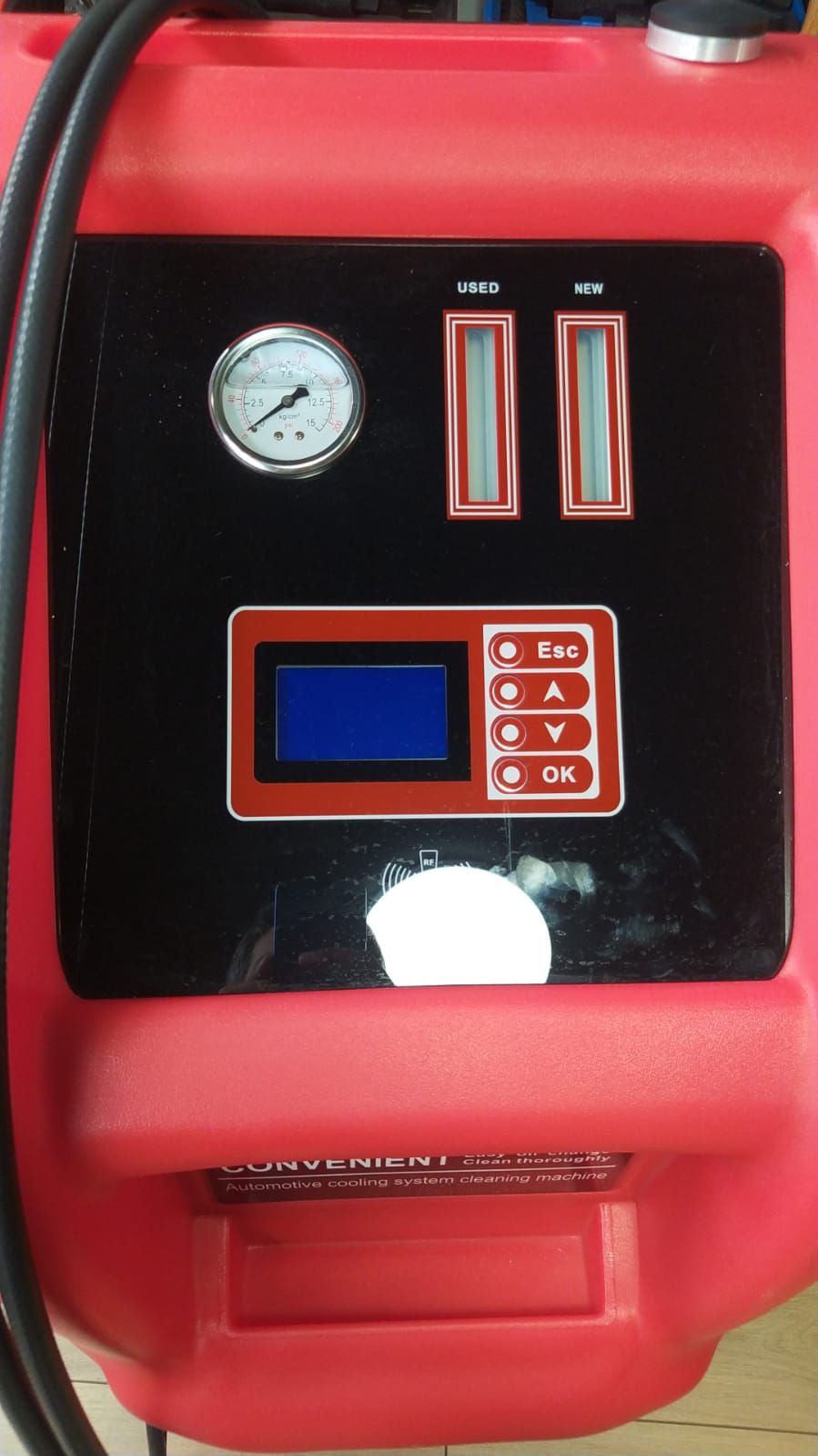 Water system flushing device