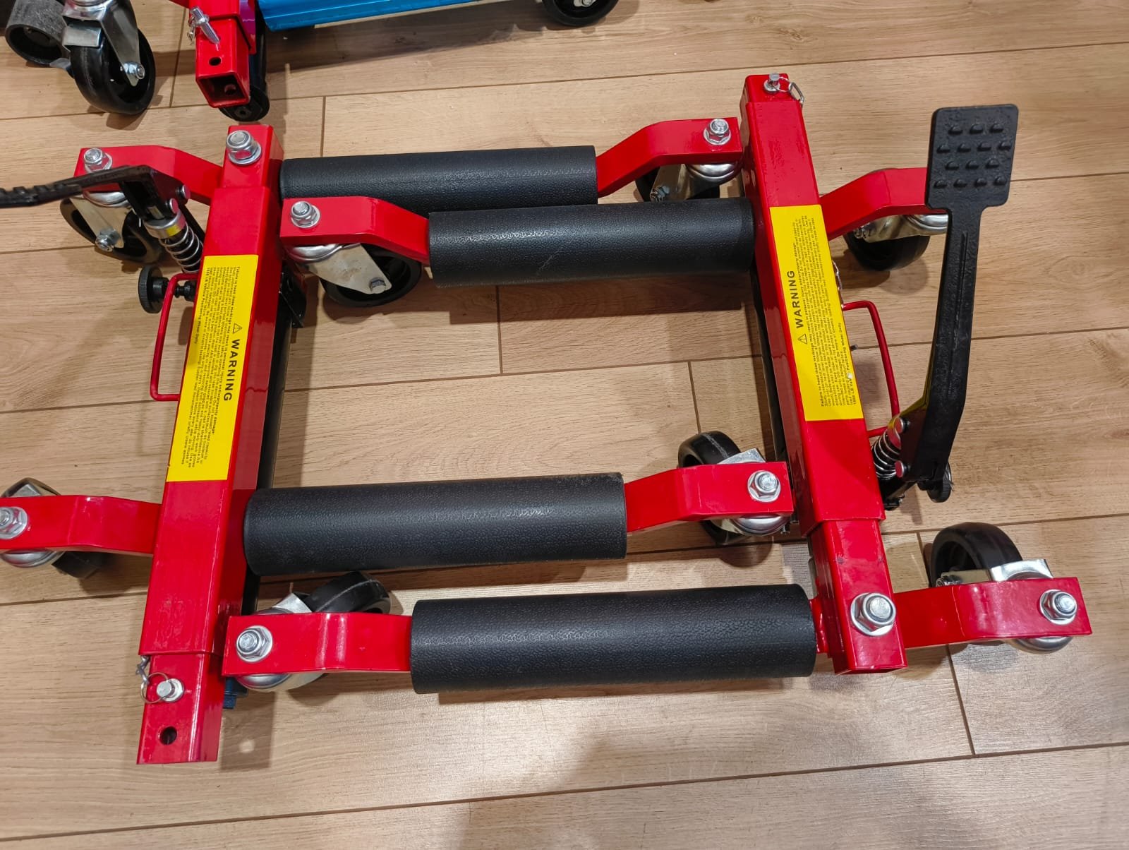 Гидравлический шинный каток