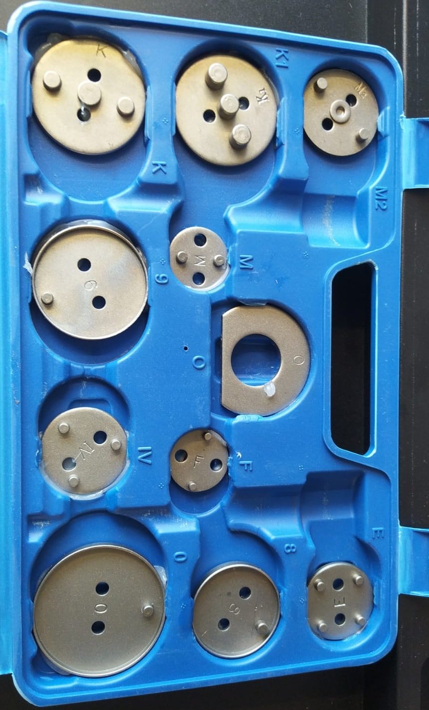 Tools for brake disc support