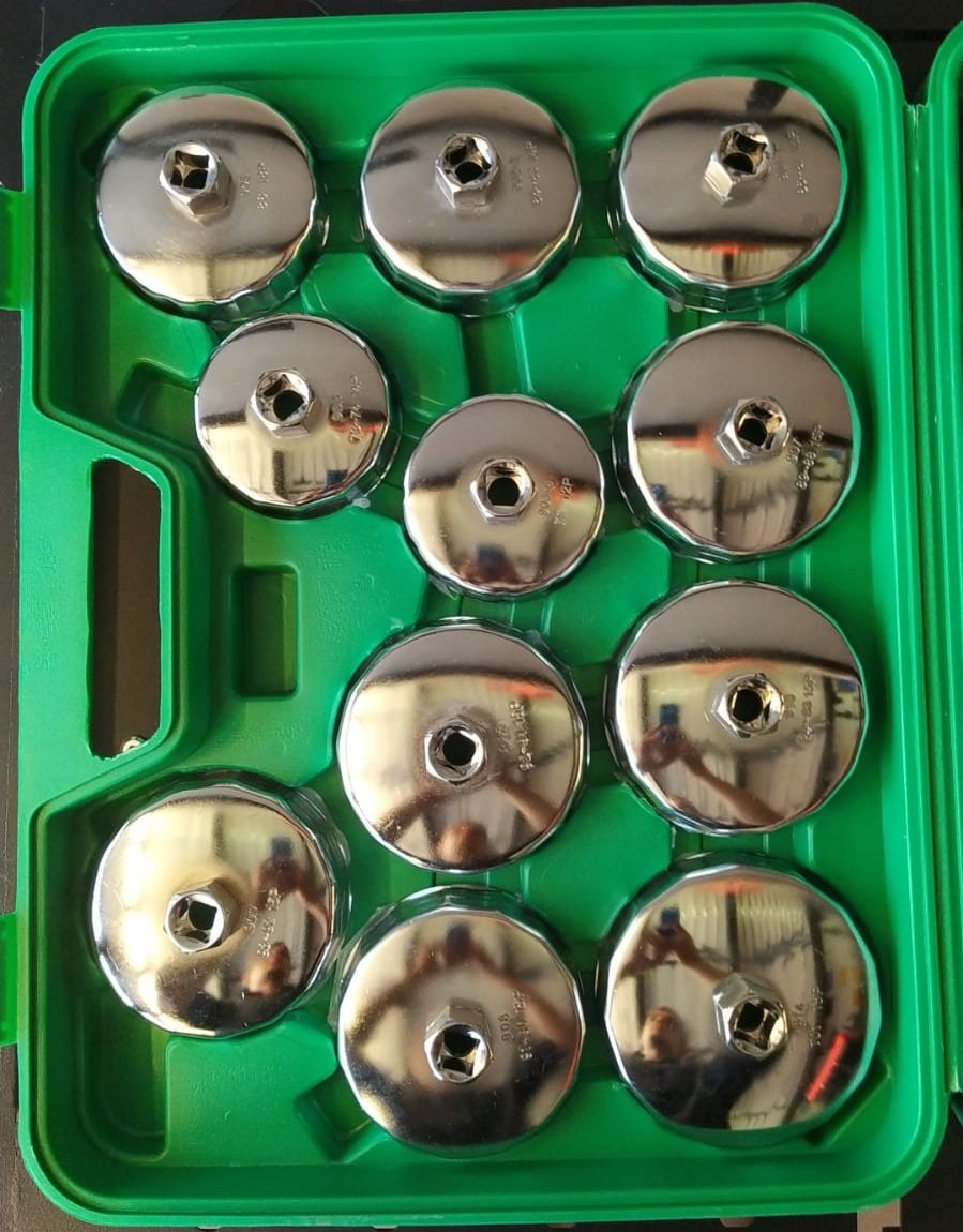 A set of oil filter "clutches".